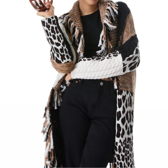 alice + olivia Griselda Patchwork Sweater - Picture 2 of 13